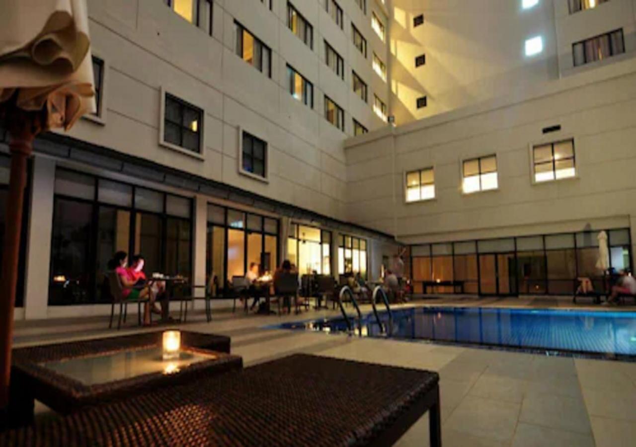 AC Hotel by Marriott Kuantan Bagian luar foto